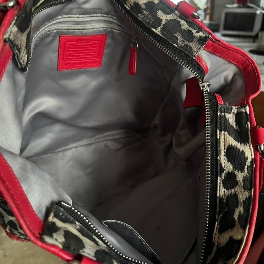 y2k 2000s Coach Ocelot Print Tote shoulder bag / handbag౨ৎ ⊹ ‧₊˚ - Picture 4 of 5